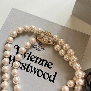 Vivian Gold Double Layer Saturn Pearl Necklace